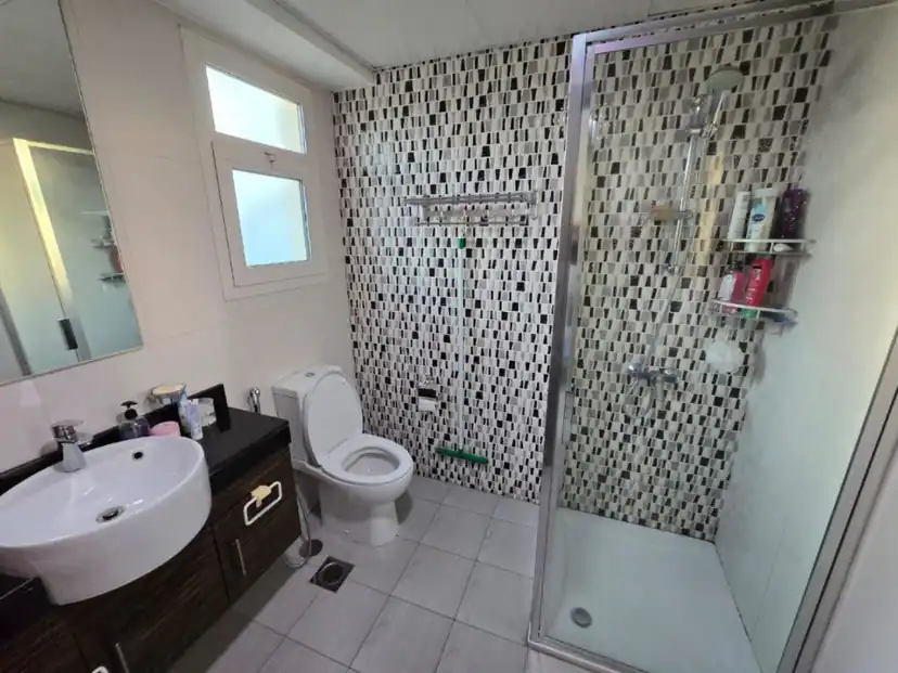 Single End 2BR TH | Furnished | Vacant & Ready