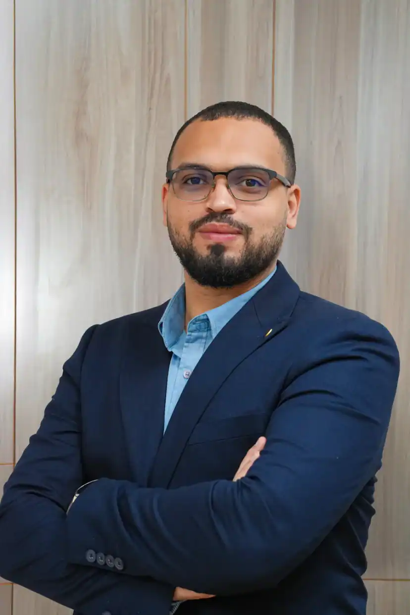 منذر أمين
