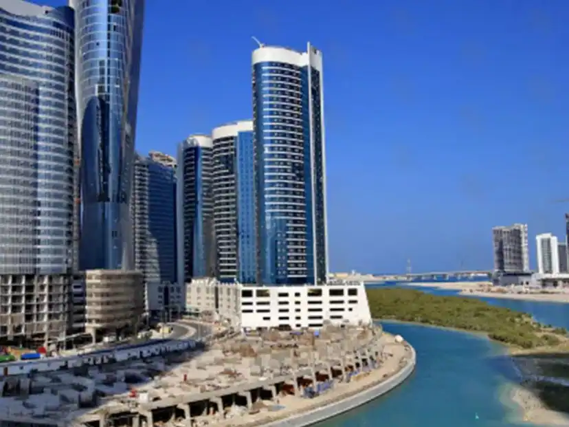 Studio Apartment | Hydra Avenue | High Floor